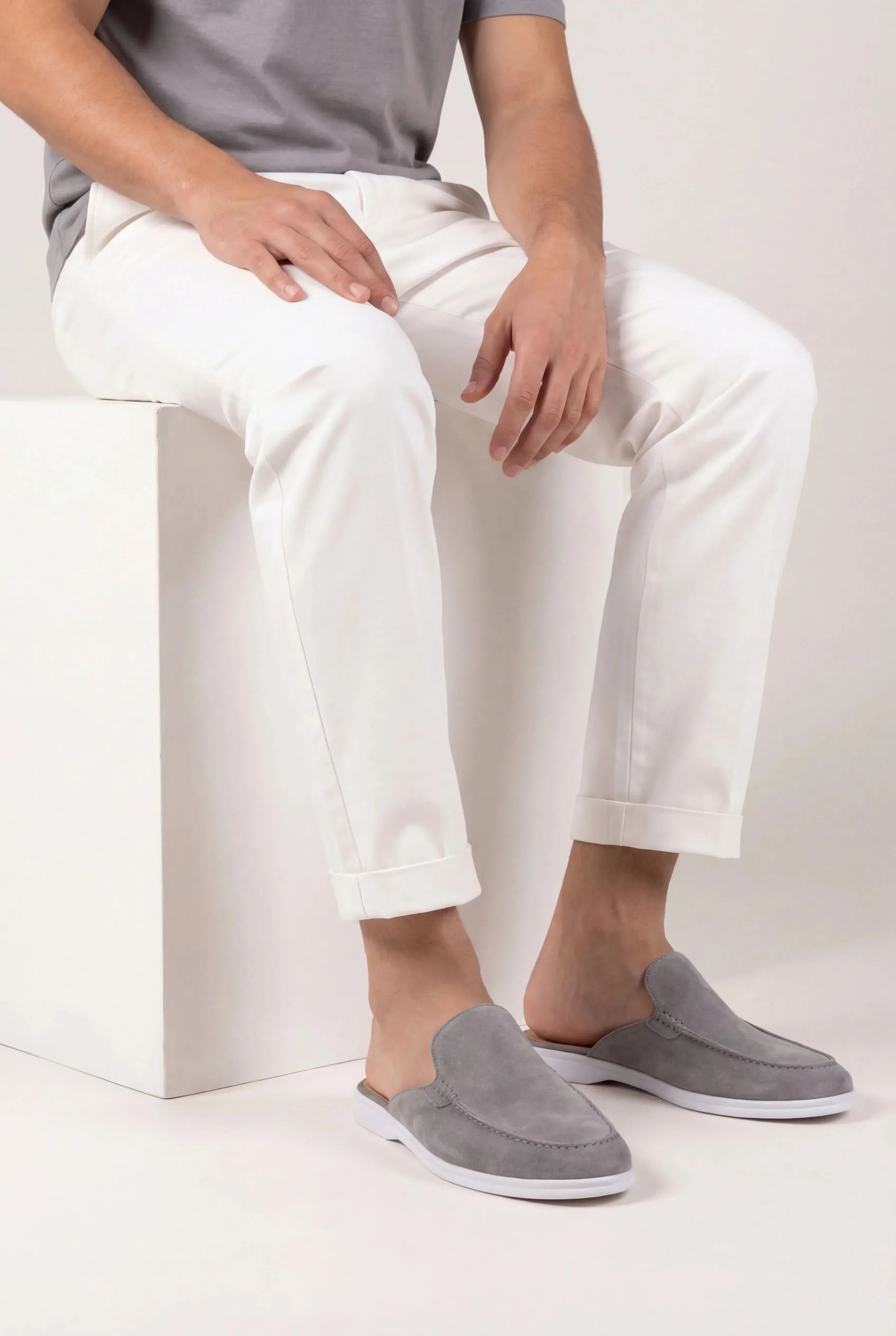 Mule Riviera Cinza